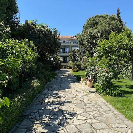 Paneon Apartments Nea Iraklitsa Zewnętrze zdjęcie