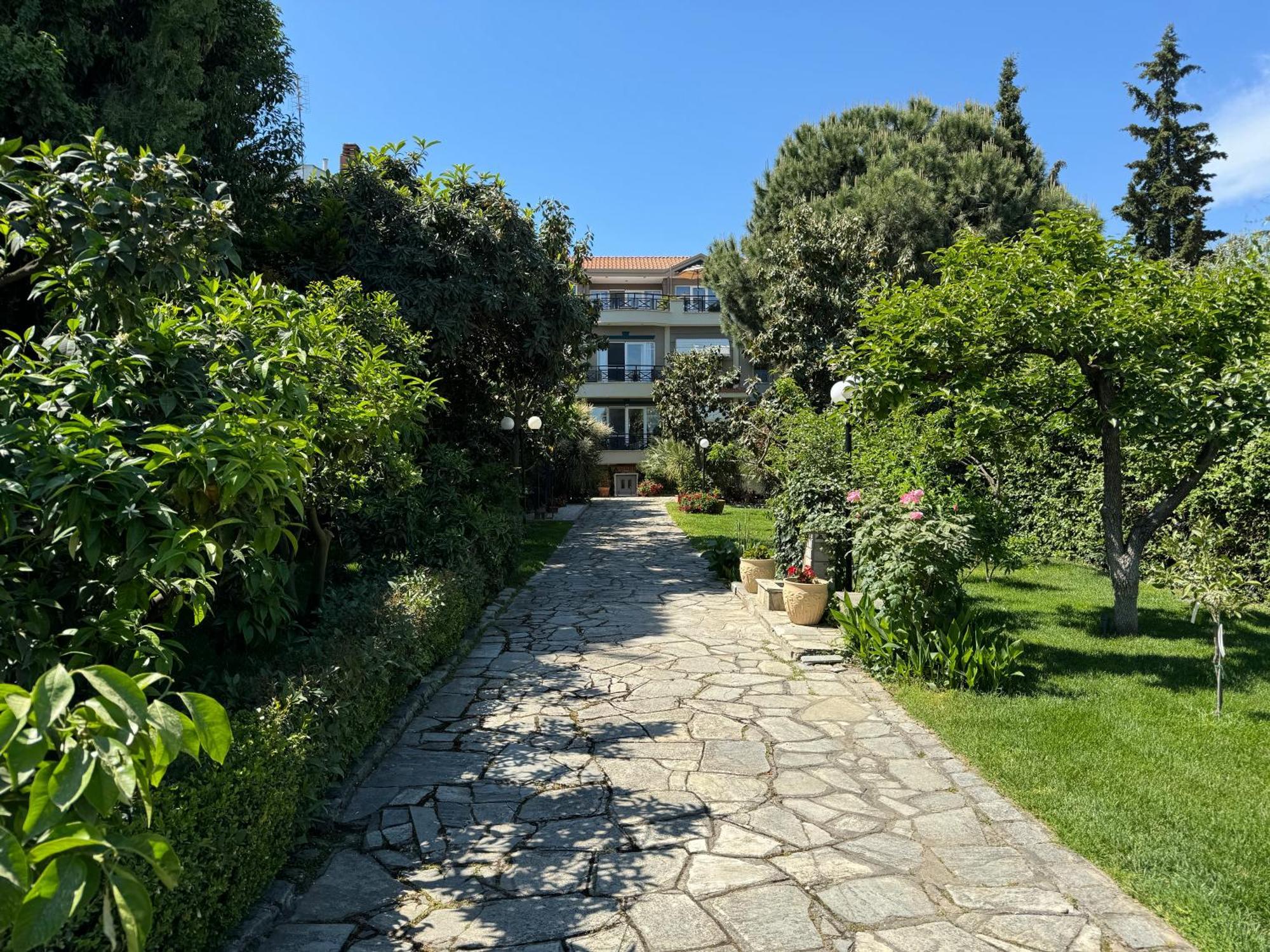 Paneon Apartments Nea Iraklitsa Zewnętrze zdjęcie